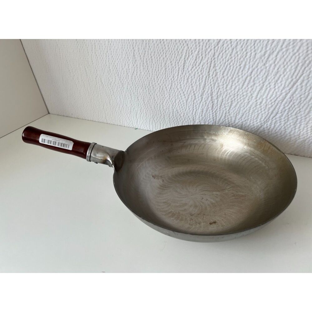 NWT Welsteepse 13-inch flat-bottomed hand-hammeredcarbon steel wok